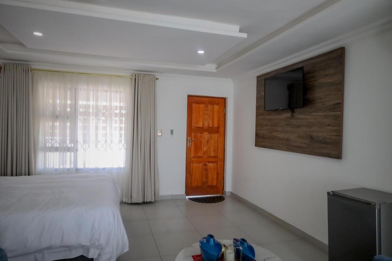 El Infinito Lifestyle Hotel Kempton Park Exterior photo