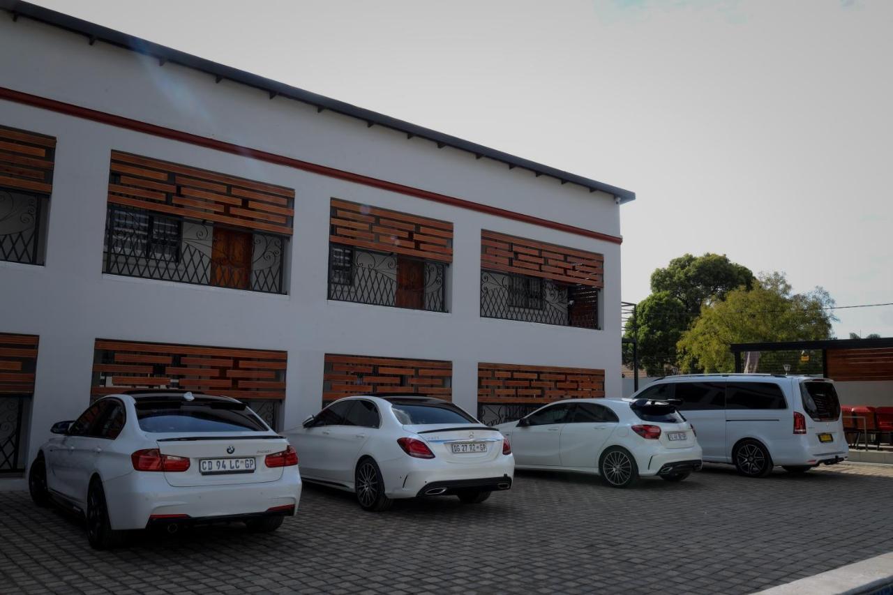El Infinito Lifestyle Hotel Kempton Park Exterior photo