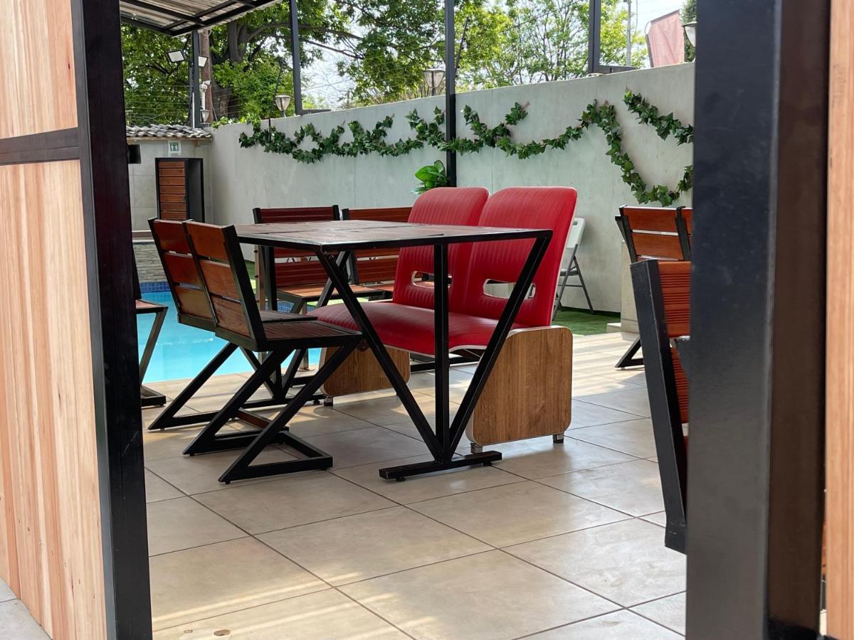 El Infinito Lifestyle Hotel Kempton Park Exterior photo
