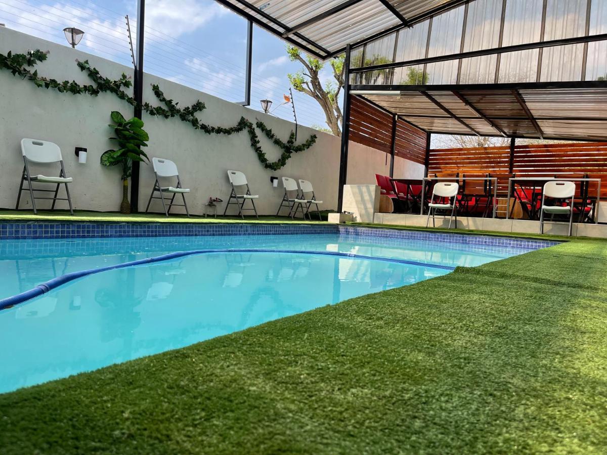 El Infinito Lifestyle Hotel Kempton Park Exterior photo